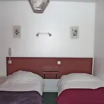 Отель Villa Hotel Труа