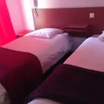 Villa Hotel Отель 2*