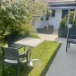 Отель Villa Hotel 2*