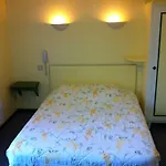 Hotel Villa Hotel 2*