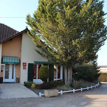 Szálloda Villa Hotel