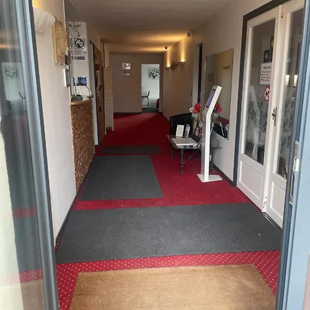 维拉酒店 酒店