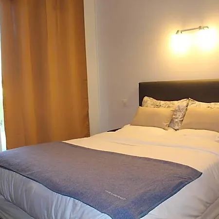 Szálloda Villa Hotel 2*