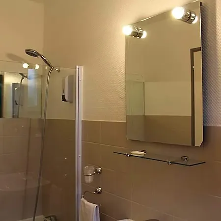 Hotel Villa Hotel 2*