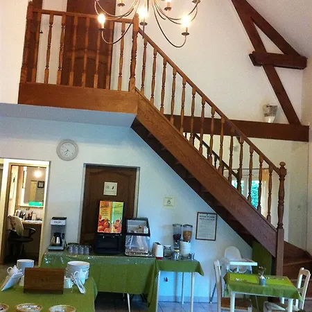 Hotel Villa Hotel 2*